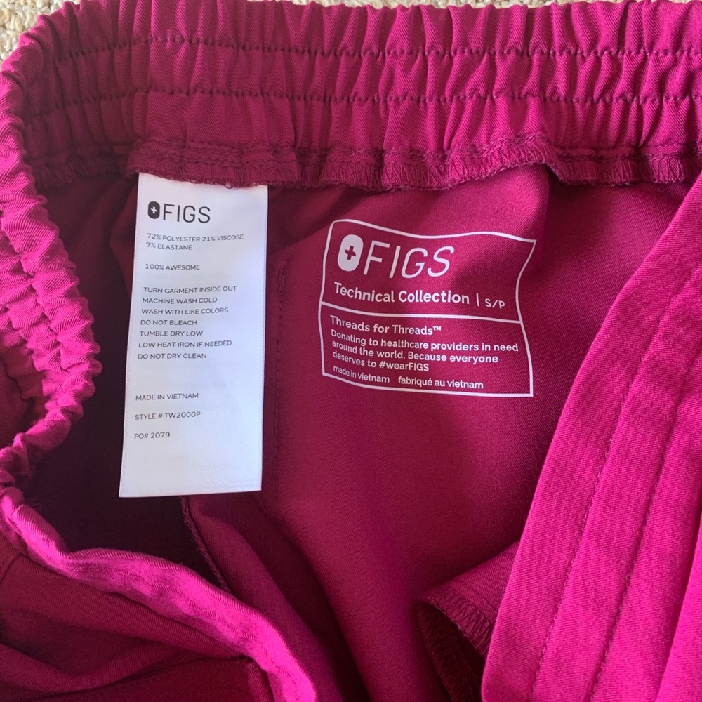 Figs scrub bottoms small petite magenta